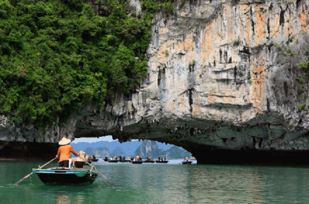 Vung Vieng Fishing Village gate